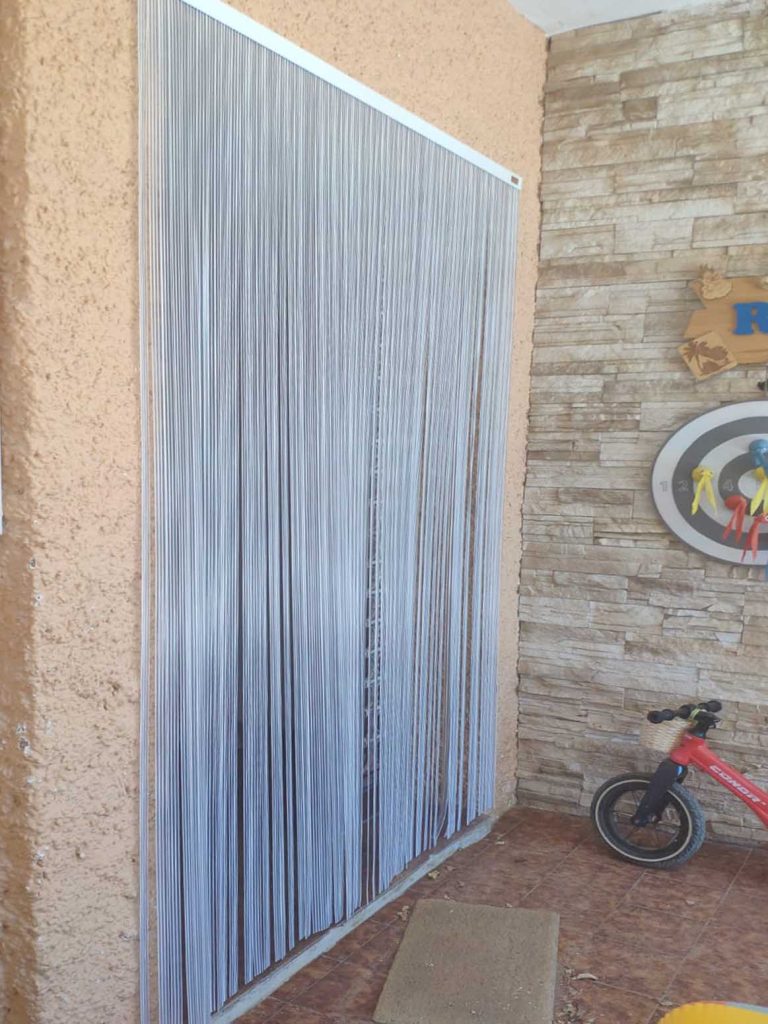 Cómo hacer una cortina para puerta exterior de forma sencilla y económica Cómo hacer una cortina para puerta exterior de forma sencilla y económica